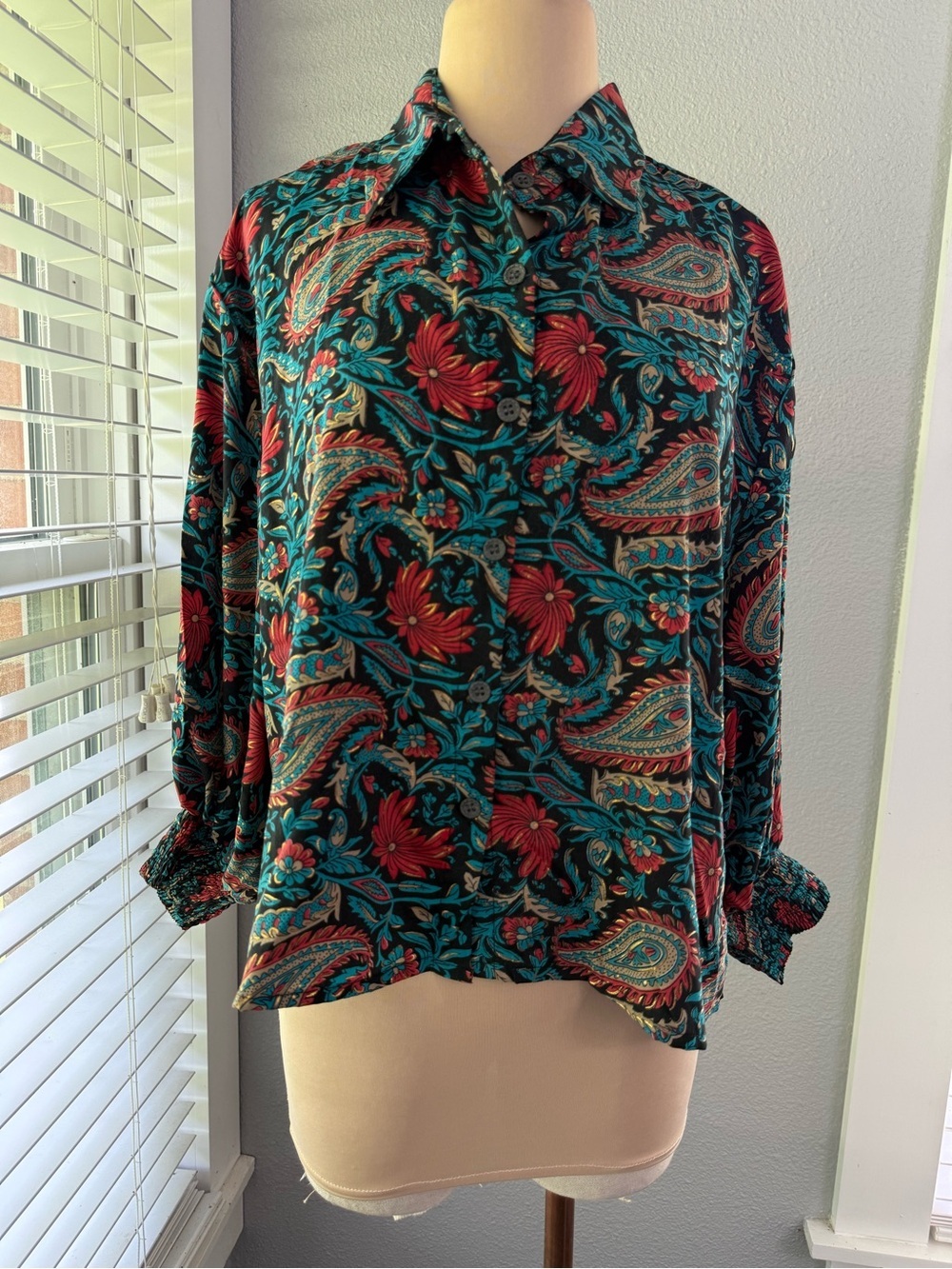 NWT Cienna Adeleine Silk Blend Blouse Size Small